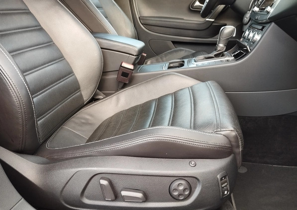 Volkswagen CC cena 64900 przebieg: 196000, rok produkcji 2013 z Warszawa małe 781